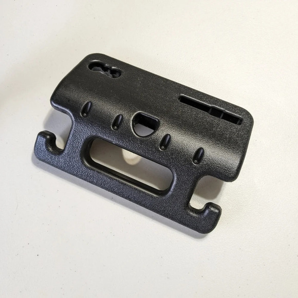 Car headrest handle accessory, holds shopping bags, purse, grab bar - Picture 3 of 5